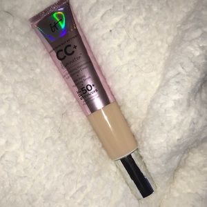 IT Cosmetics Illumination CC Cream 2.53 fl oz